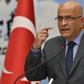 CHP, Enis Berberoğlu için AYM'ye başvurdu