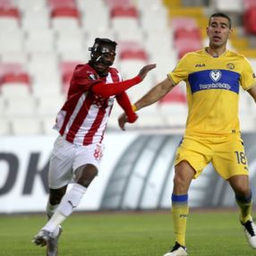 Demir Grup Sivasspor, Maccabi Tel-Aviv'e 2-1 yenildi