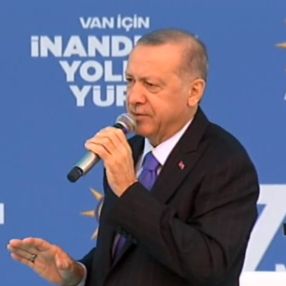 Cumhurbaşkanı Erdoğan: Ekonomik kurtuluş savaşı veriyoruz