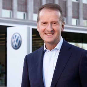 Volkswagen CEO'su Herbert Diess: Nokia ile aynı kaderi paylaşmak istemiyoruz