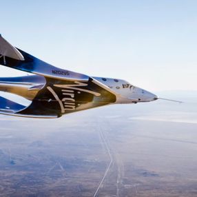 Virgin Galactic, turistleri uzaya götürecek mekiği bu ay sonu test edecek