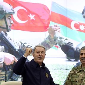 Hulusi Akar, Azerbaycan Savunma Bakanlığı'nda törene katıldı