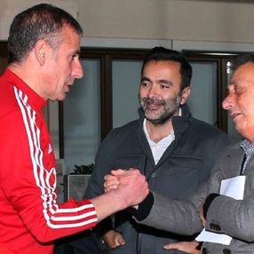 Ahmet Nur Çebi: Abdullah Avcı, Trabzon'a imzayı attıktan sonra ihtarname gönderdi