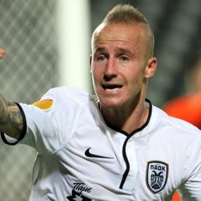 Göztepe Miroslav Stoch ile ilgileniyor