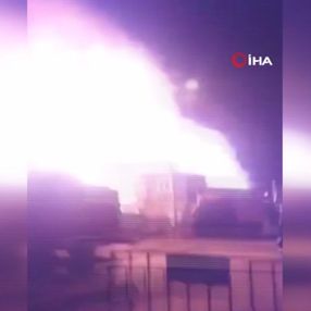 Bahçelievler'de tekstil atölyesinde, meydana gelen patlama kameralara yansıdı
