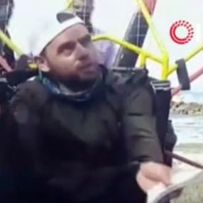 Türk paraşütçü, rüzgara kapılınca Lübnan sahiline iniş yaptı