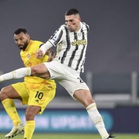 Merih Demiral Cagliari maçında göz doldurdu
