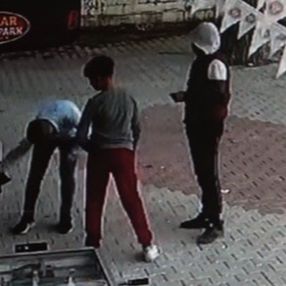 Osmaniye’de hırsızlar, oyun makinesindeki bozuk paraları çaldı
