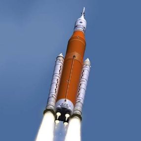 İnsanları Ay ve Mars'a taşıyacak SLS roketinin birleştirme süreci başladı