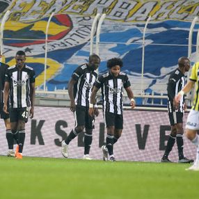 Fenerbahçe'nin 'Kadıköy kalesi' yıkıldı