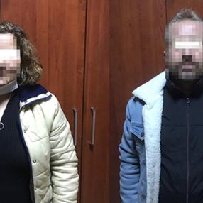 Afyonkarahisar eş değiştirme ilanı veren çift yakalandı