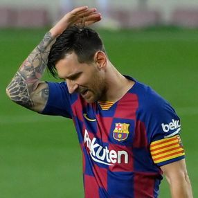 Barcelona, indirim konusunda futbolcularla anlaştı