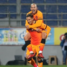 Feghouli: Taylan ne zaman milli takıma çağrılacak