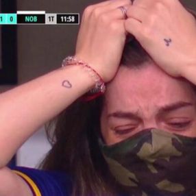 Maradona'nın kızı maçta gözyaşlarını tutamadı