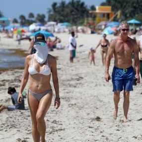 Florida, ABD'de 1 milyon koronavirüs vakasını aşan üçüncü eyalet oldu