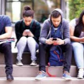İngiliz araştırmacılar: Akıllı telefon kullanımı ile depresyon arasında bağ yok
