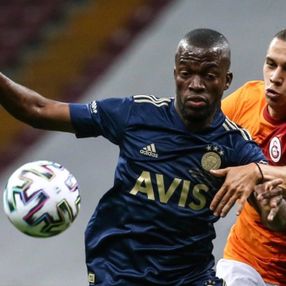 Fenerbahçe'de Enner Valencia sakatlandı