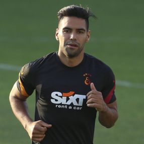 Radamel Falcao kondisyoner eşliğinde çalıştı