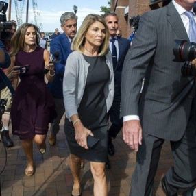 Oyuncu Lori Loughlin, iki aylık hapis cezasını tamamladı