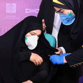İran, koronavirüs aşısında insan denemelerine geçti