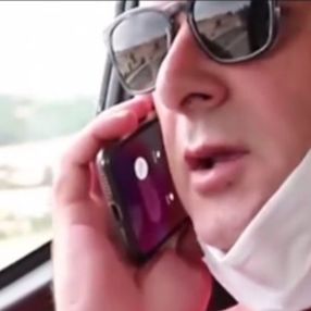 CHP'li Alaşehir Belediye Başkanı Öküzcüoğlu, telefonu açmadan görüşme yaptı
