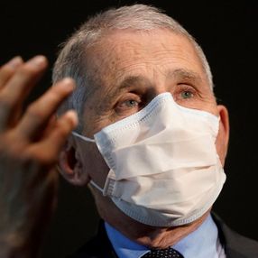 Anthony Fauci: Koronavirüs varyantları bazı tedavileri tehdit ediyor