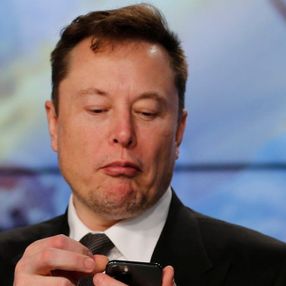 Elon Musk: WhatsApp yerine Signal kullanın