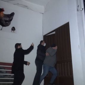 Bursa'da kumarhaneye baskın