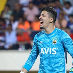 Altay Bayındır'ın bonservis bedeli