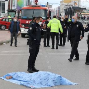 Antalya’da makas dehşeti: 1 ölü, 3 yaralı