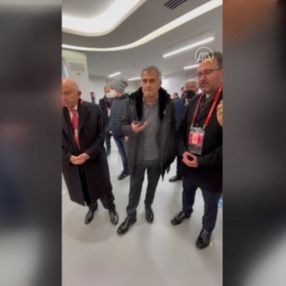 Cumhurbaşkanı Erdoğan A Milli Fubol Takımı'nı tebrik etti