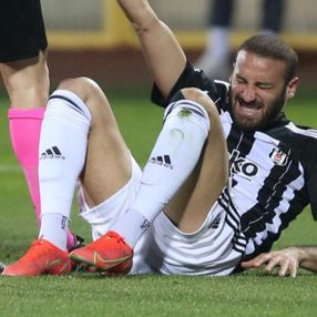 Cenk Tosun: Allah'ım nedir bu başıma gelenler