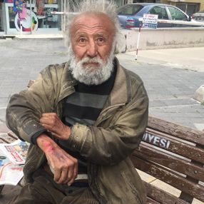 Adana'da 14 bin TL'lik emekli maaşını çaldırdı