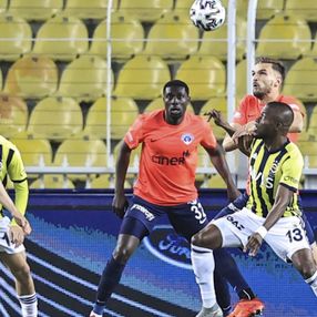Fenerbahçe, Kasımpaşa'yı 3 golle yendi