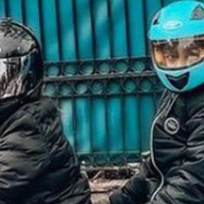 Yağmur Sarıoğlu, oğlunu motosikletle gezdirdi