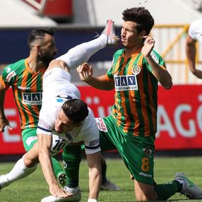 Salih Uçan sakatlandı