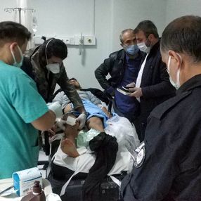 Samsun'da çatıya ateş etmek için çıktı, ayağından vuruldu