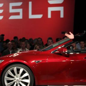 Tesla, Çin'deki yatırımlarını artırmaktan vazgeçti