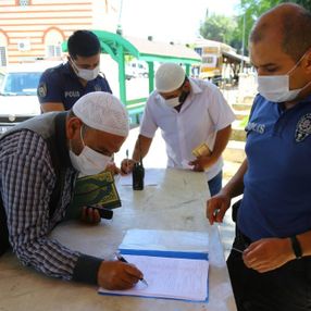 Adana mezarlıklarında 'korsan hoca' operasyonu
