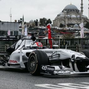 Formula 1, Türkiye Grand Prix'ini iptal etti