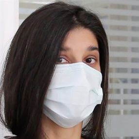 Doğuştan engelli Rabia Demir 22 yıl sonra duymaya başladı