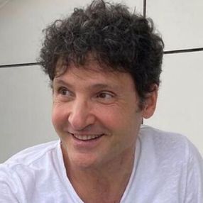Sinan Özen imajını yeniledi