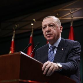 Sokağa çıkma kısıtlaması mayıs sonuna kadar sürecek