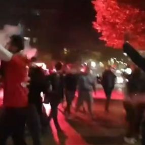 Fransa sokaklarında Burak Yılmaz tezahüratları