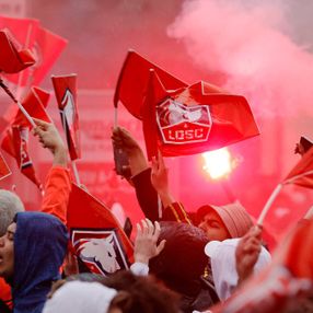 Lille şampiyonluk kupasını aldı