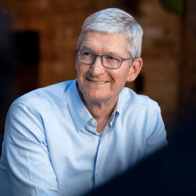 Apple CEO'su Tim Cook mahkemede ifade verdi