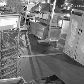 Adana'daki kebapçıya kalaşnikofla saldırı düzenlendi