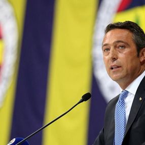 Ali Koç: Benitez gündemimizde yok