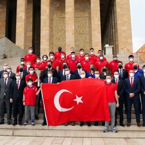 Anadolu Efes, Anıtkabir'i ziyaret etti