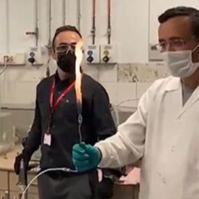 Keşfedilen doğalgazın enerjiye dönüştü anlar paylaşıldı